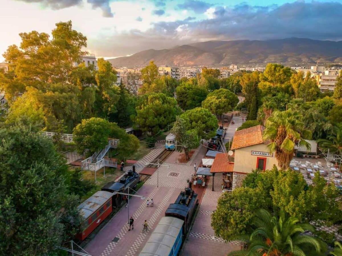 Amalia'S Serendipity - City Lights & Mountain Vistas Καλαμάτα Εξωτερικό φωτογραφία